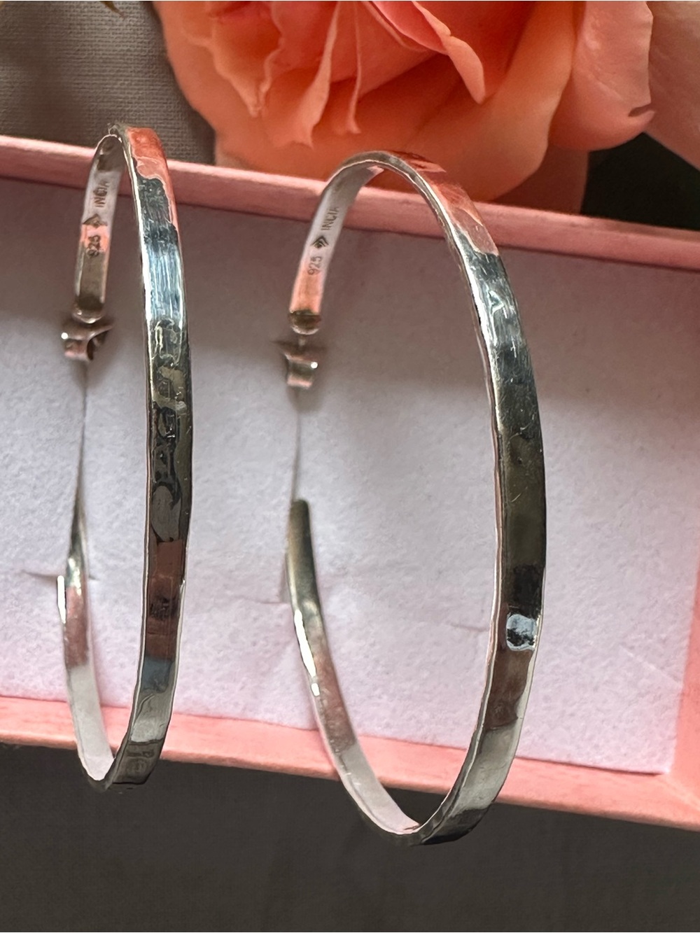 Silpada Sterling Silver 925  Hammered Hoop Earrings -